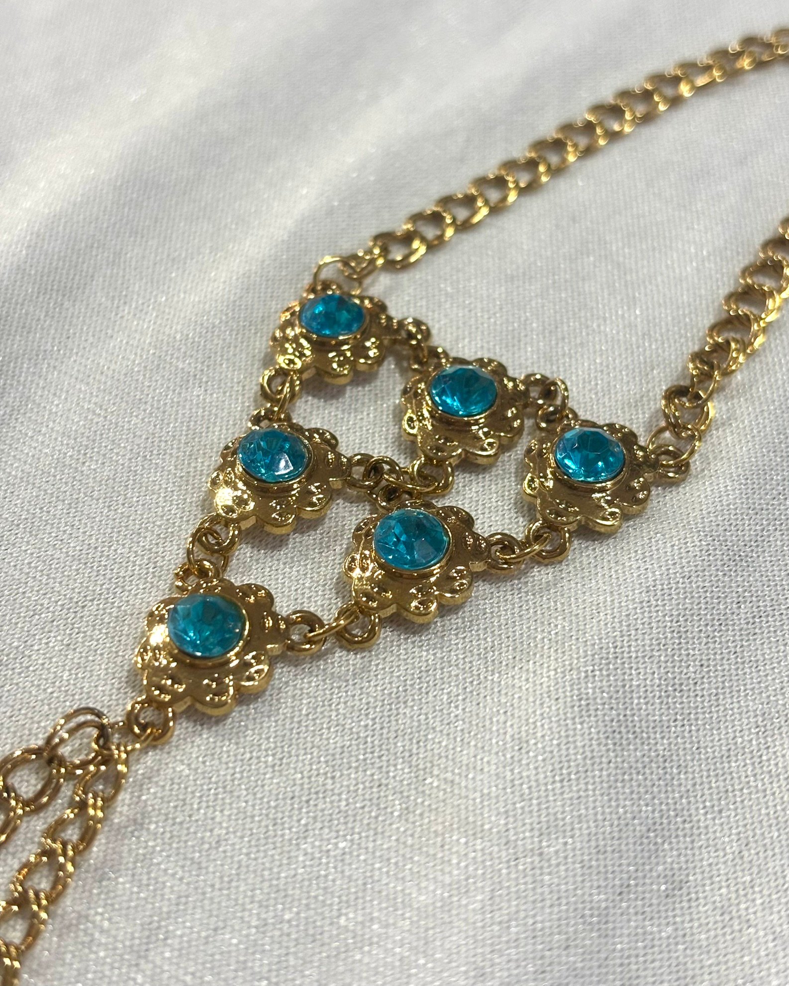 Manita de piedra de Colores