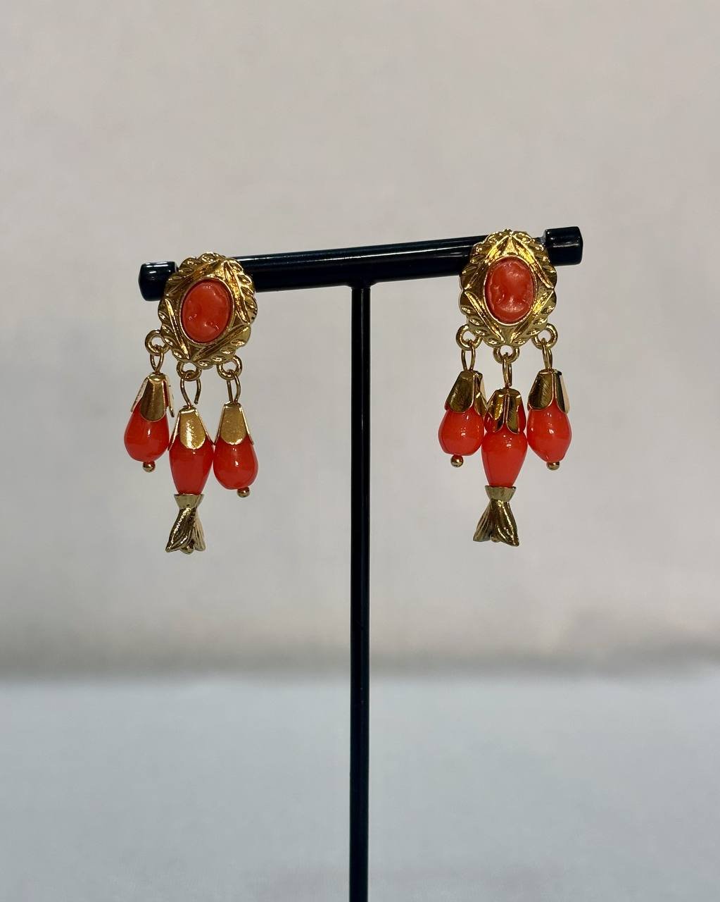 Pendientes de Corales con forma de pescado pequeños - Imagen 3