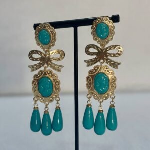 Corales grandes con lazo y 3 lagrimas