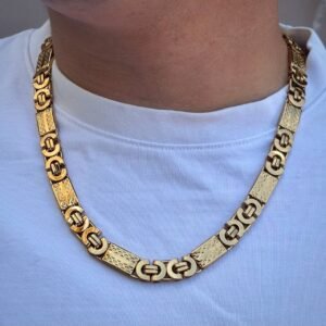 Cadena con placa labrado