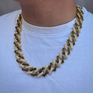 Cubana de brillos blancos y negros