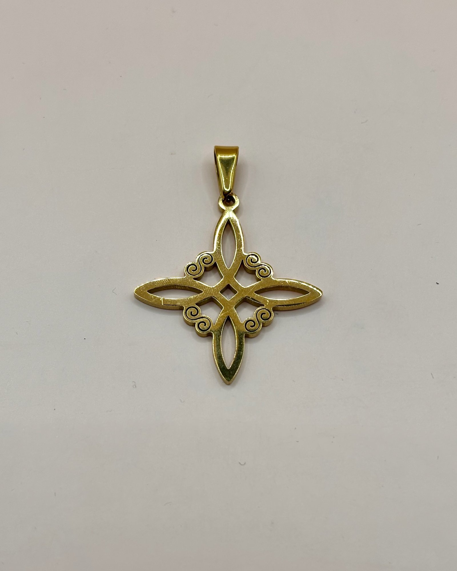 Medalla del Nudo de Ojo de Bruja